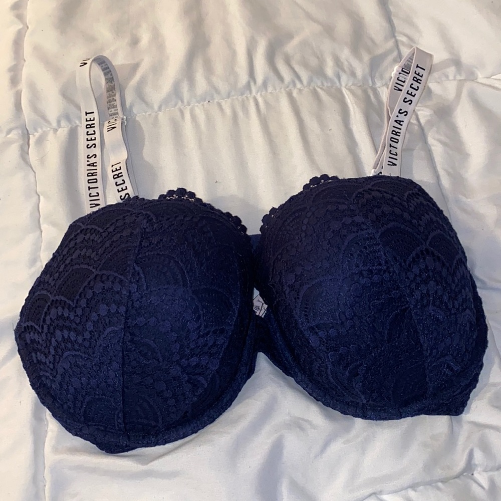 Victoria’s Secret Bra tshirt pushup full coverage